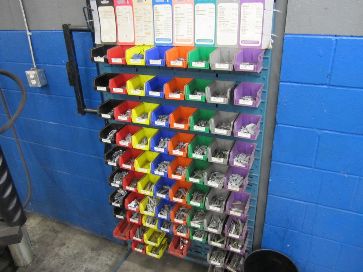 rack w/ coated wheel weights
