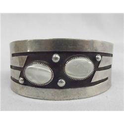 Native American Navajo MOP Silver Bracelet