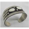 Image 2 : Native American Navajo MOP Silver Bracelet