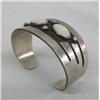 Image 3 : Native American Navajo MOP Silver Bracelet