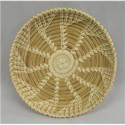 Native American Tohono O'Odham Bear Grass Basket