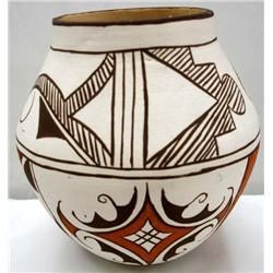 Native American Zuni Pottery by Lahaleon