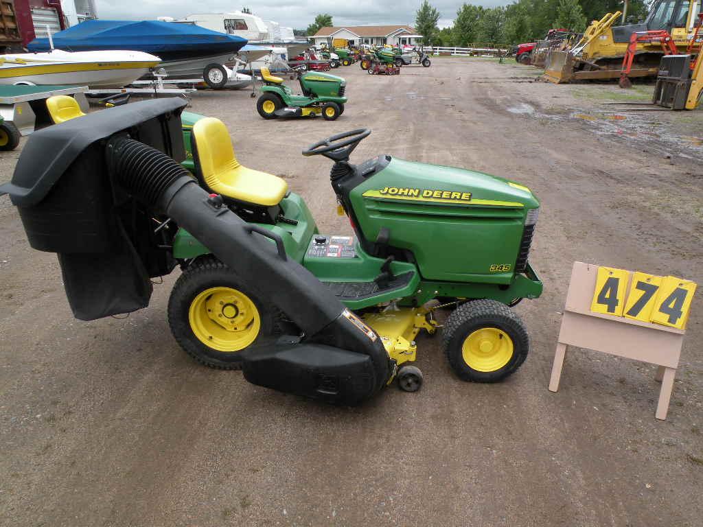 Jd 345 John Deere 345 w/power flow bagger