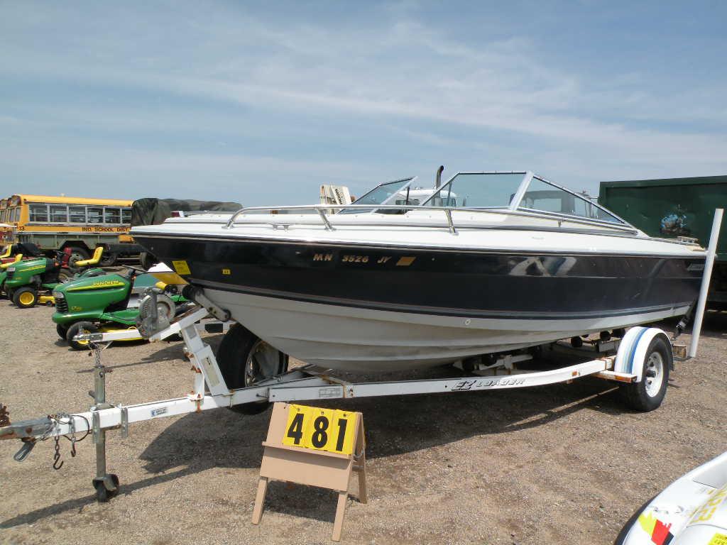 1985 Four Winns 19 ft boat w/trailer SN4WNMF217E585