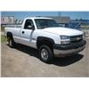 Image 1 : 2005 CHEVY 2500 HD REG CAB, GAS ONLY,