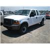 Image 1 : 2001 FORD F250 XL SUPERDUTY, 4X4 4DR EXT CAB,