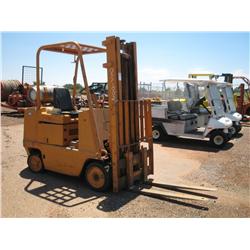 CATERPILLAR T40B 4000# FORDLIFT,