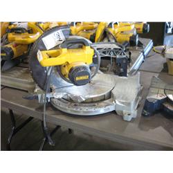 DEWALT DW715 COMPOUND MITER SAW,
