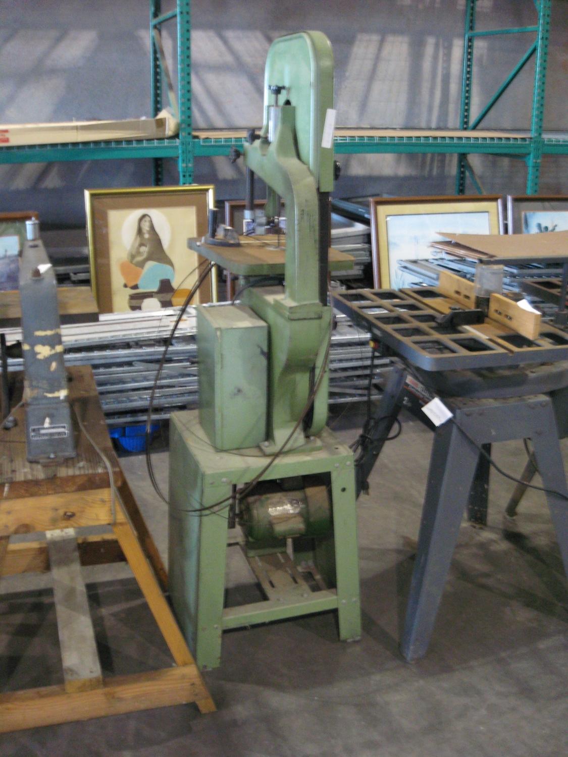 CUMMINS MACK CM067 BAND SAW,