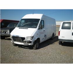 2002 FREIGHTLINER SPRINTER W CONTENTS,