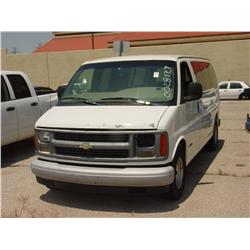 2000 CHEVY EXPRESS VAN,
