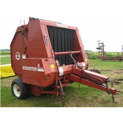 Hesston 5585