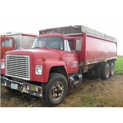 1975 IH Truck