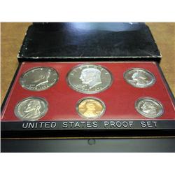 1975 US PROOF SET (WITH BOX)