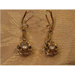 1 pc 18ktGold earrings