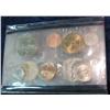 Image 2 : 681. 2006 U.S. Mint Set in original cellophane. No envelope.