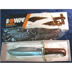 1458. Large Bowie Knife With Leather Sheath