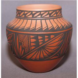 ISLETA POTTERY JAR