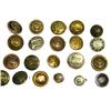 Image 3 : WWI CANADA SHOULDER TITLE BUTTON LOT OF 50 PLUS