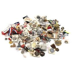 MASSIVE LOT OF INSIGNIA & PINS FROM WWI TO MODERN