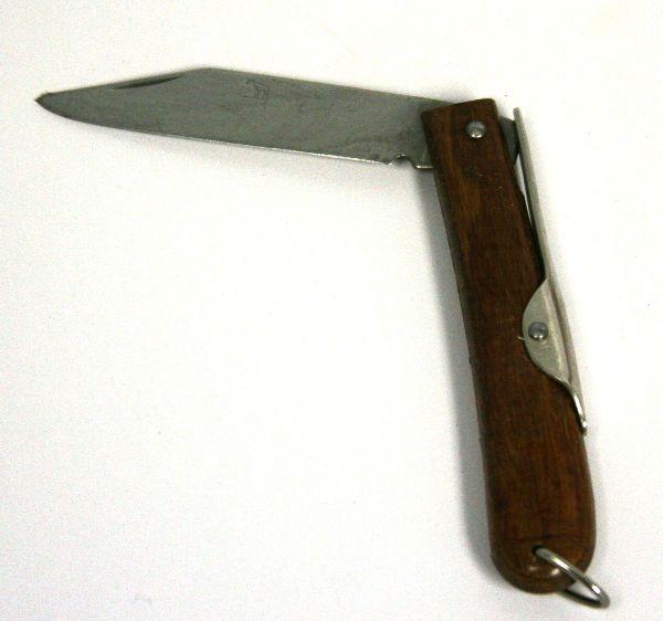 VINTAGE OKAPI POCKET KNIVES AS NEW PACKAGED DOZEN