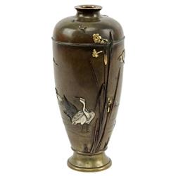 BRONZE VASE BY MIYABE-ATSUYOSHI IKKODO SCHOOL
