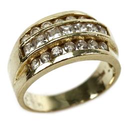 LADIES 14K YELLOW GOLD CHANNEL SET DIAMOND RING