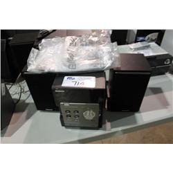 PANASONIC BOOKSHELF STEREO