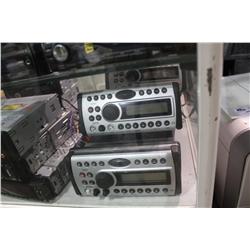 3 MARINE RADIOS