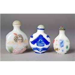 (3) Chinese Glass Snuff Bottles