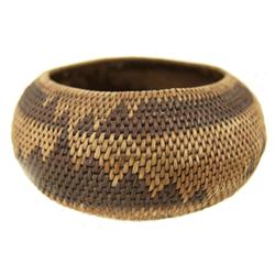 Pomo Miniature Basket