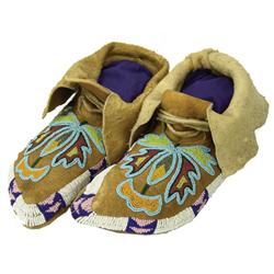 Northern Plains Moccasins