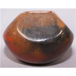 NAVAJO POTTERY JAR