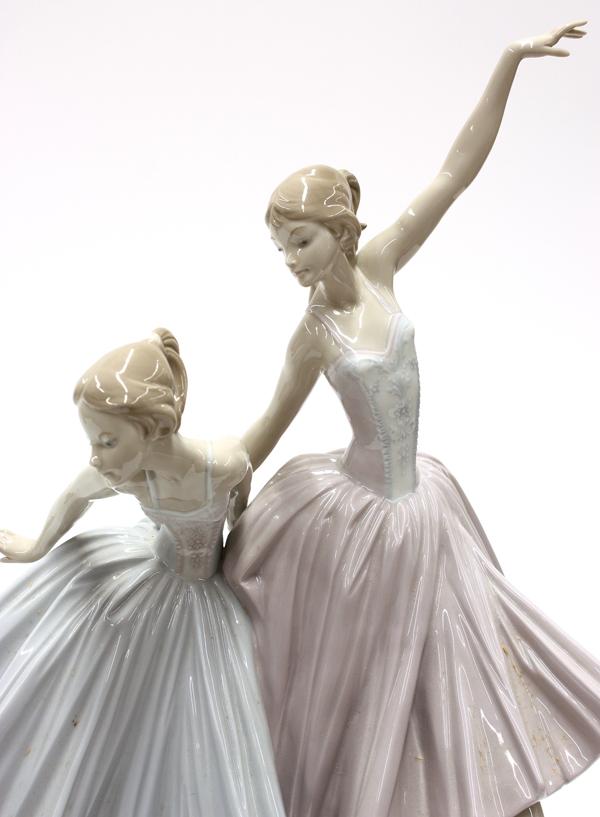 Lladro porcelain group 5035