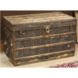 Louis Vuitton trunk circa 1900