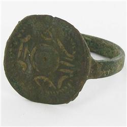 Ancient Roman Bronze Ring 1800+ y/o (ANT-781)