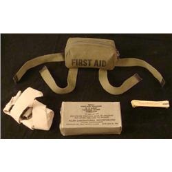 U.S. WWII COMBAT FIRST AID KIT CANVAS POUCH W/ STRAPS