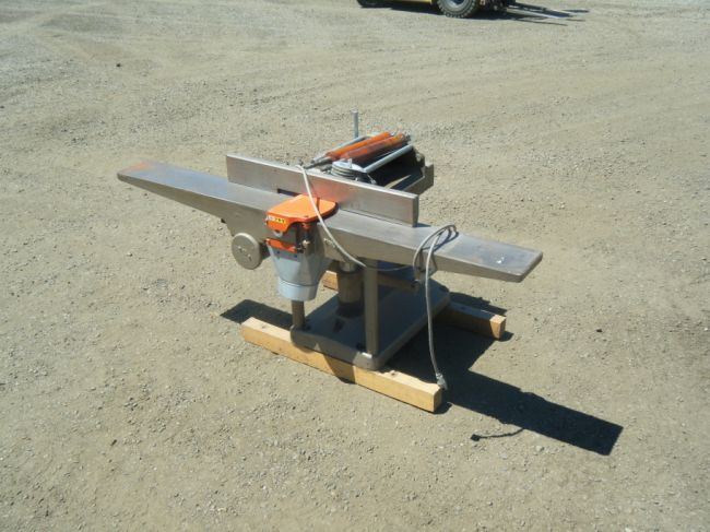 Makita 2030 - 300mm Planer - Jointer