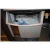 Image 2 : ICE-O-MATIC MODEL ICEU220 ICE MACHINE