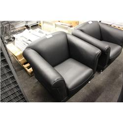 BLACK LEATHER CLUB CHAIR