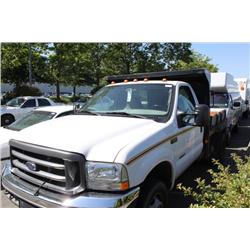 2003 WHITE FORD F-550 XL SUPERDUTY FLAT DECK