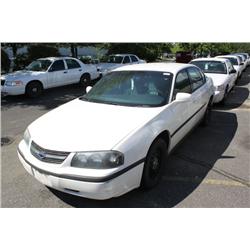 2001 WHITE CHEVROLET IMPALA 4DR SEDAN