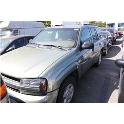 2003 GREY CHEVROLET TRAILBLAZER LS 4DR SUV