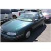 Image 1 : 1998 GREEN CHEVROLET LUMINA 4DR SEDAN