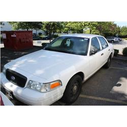 2007 WHITE FORD CROWN VICTORIA POLICE SERIES 4DR
