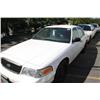 Image 1 : 2008 WHITE FORD CROWN VICTORIA POLICE SERIES 4DR