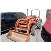 Image 1 : ORANGE KUBOTA LA450A TRACTOR 15%
