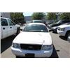Image 1 : 2006 WHITE FORD CROWN VICTORIA POLICE SERIES 4DR