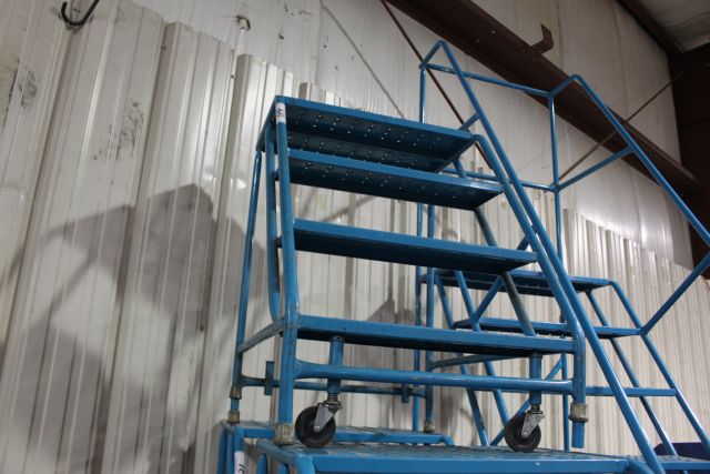 Blue. Shop Rails 4' BLUE SHOP STAIRS - Able Auctions
