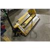 Image 1 : YELLOW LIFT-RITE 5000LB PALLET JACK